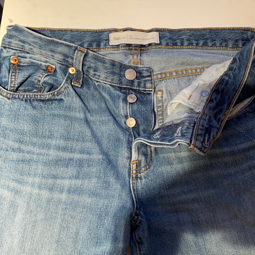 Women’s Cropped Jeans